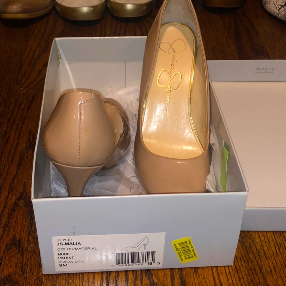 Jessica Simpson Nude heel